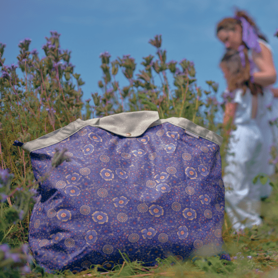 Tote bag with a zip lavandula