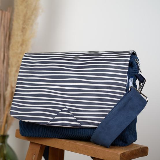 Square flap of saddle bag  striped  ivory navy