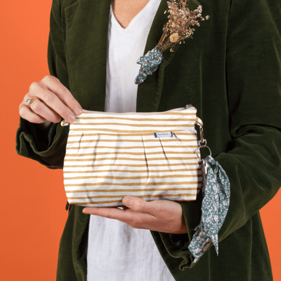 Pleated clutch bag rayé or blanc