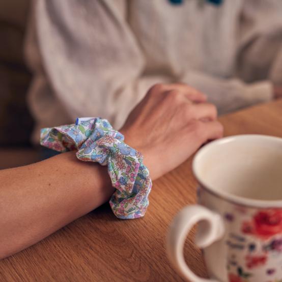 Scrunchie pastel fleuri