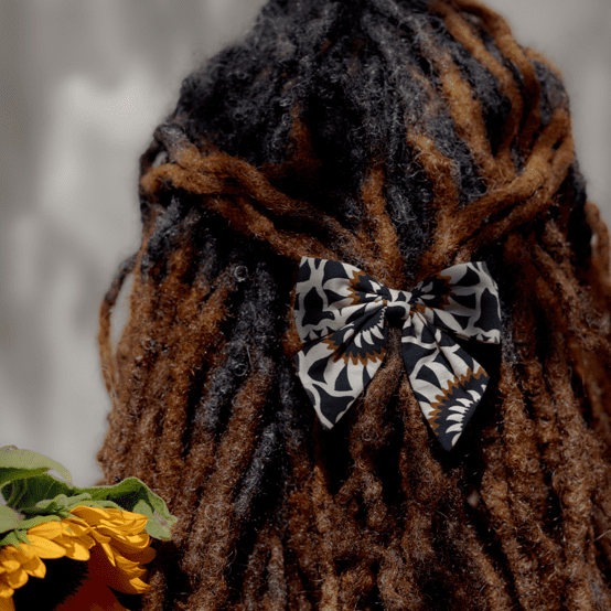 Bow tie hair slide attrape soleil