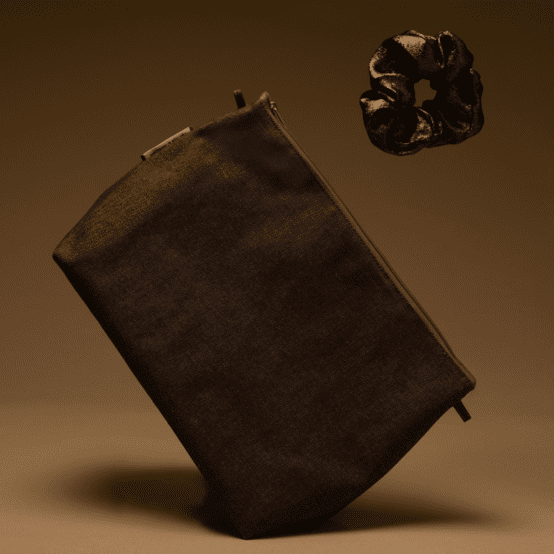 Cosmetic bag with flap chocolate denim