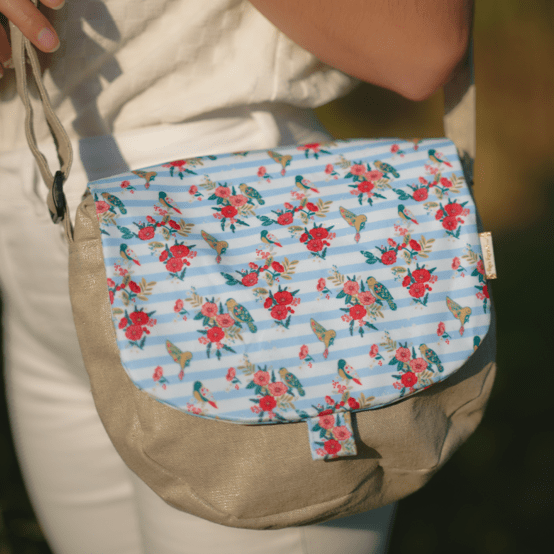 Flap of small shoulder bag horizons fleuris