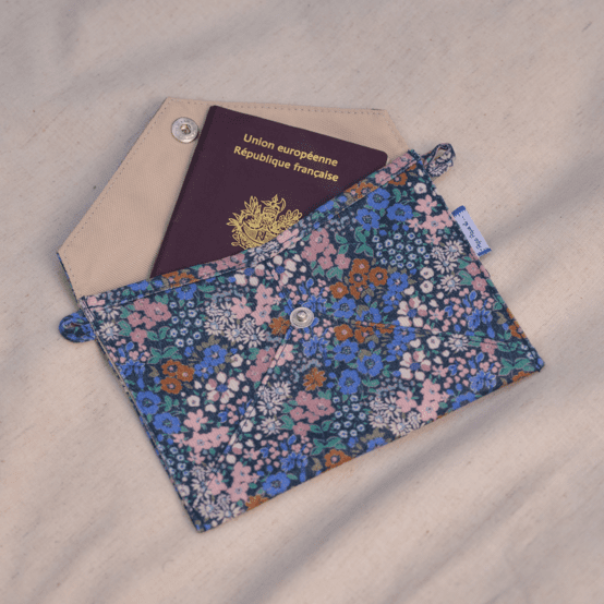 Medium envelope pocket monet lilas