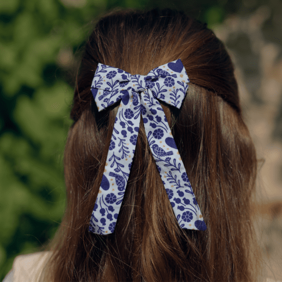 Medium ribbon hair clip scandinavia bleu