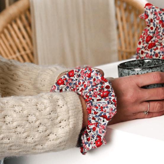 Scrunchie rouge corolle