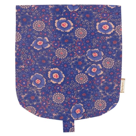 Flap of small shoulder bag lavandula