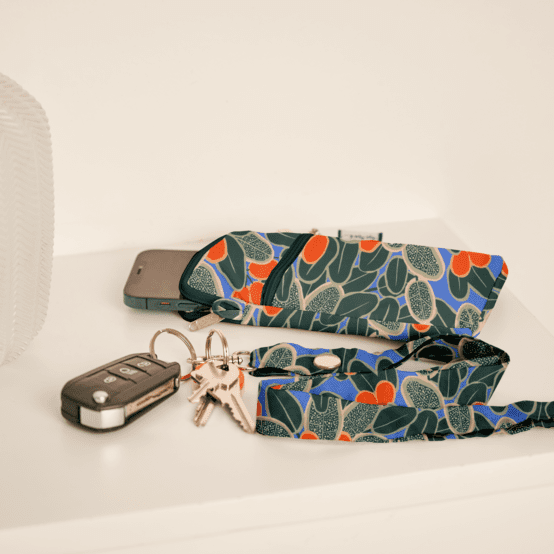 Quilted phone pocket kumquat party