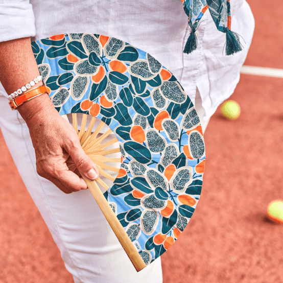Hand-held fan kumquat party