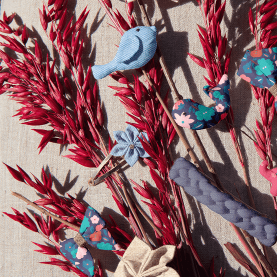 Star flower hairclip oxford blue