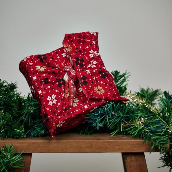 Furoshiki medium 48x48 ex2468 scandinavian geo red gold