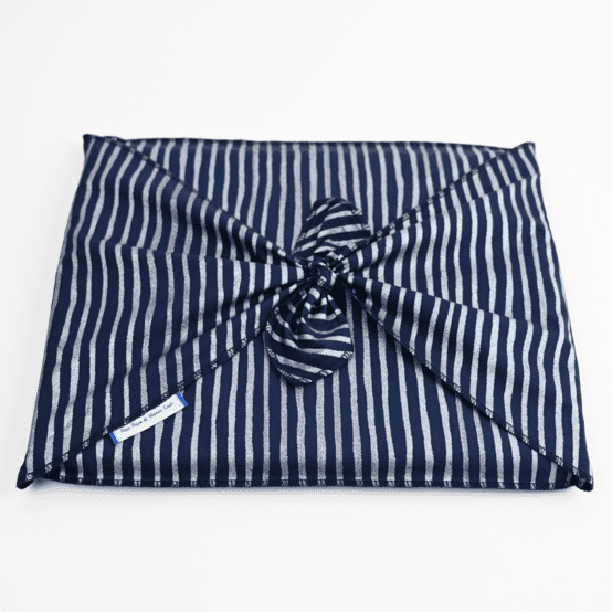 Fupochiki XL (29  x 34 cm) striped silver dark blue