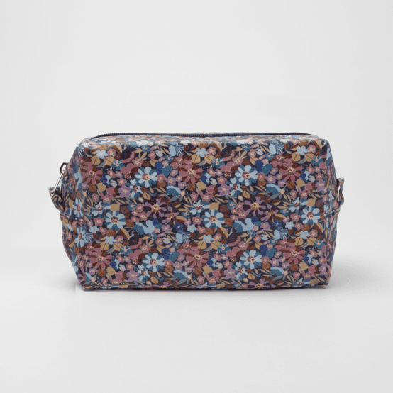 Rectangular toiletry bag bloom 70