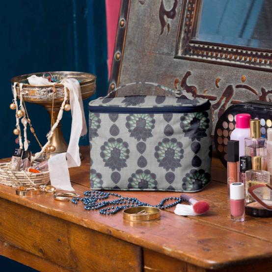 Large vanity lotus vert