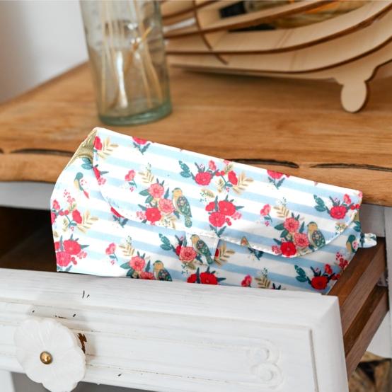 Glasses case horizons fleuris