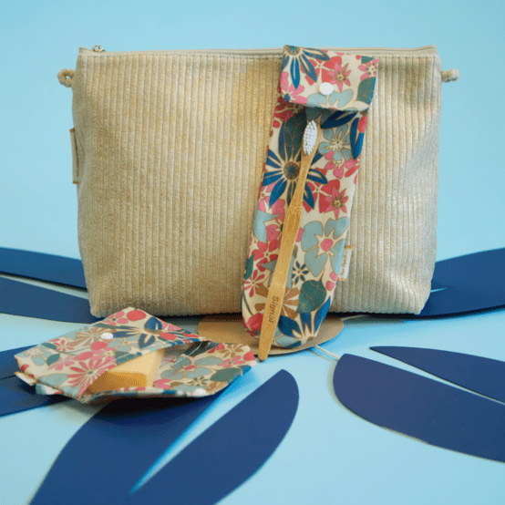 Toothbrush bag cerise en fleur