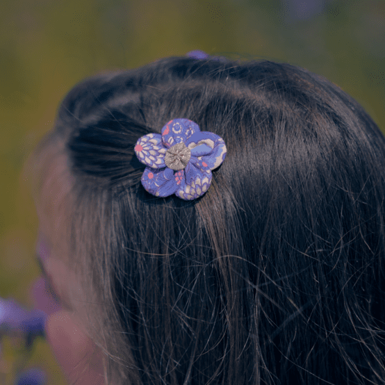 Mini Flower petal hair slide lavandula