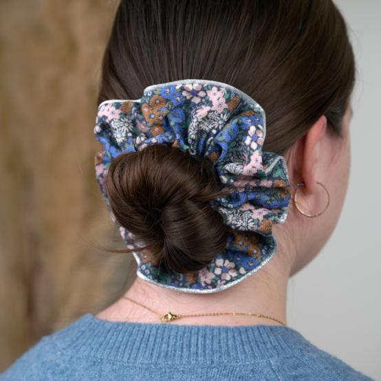 Large Piping Scrunchie monet lilas