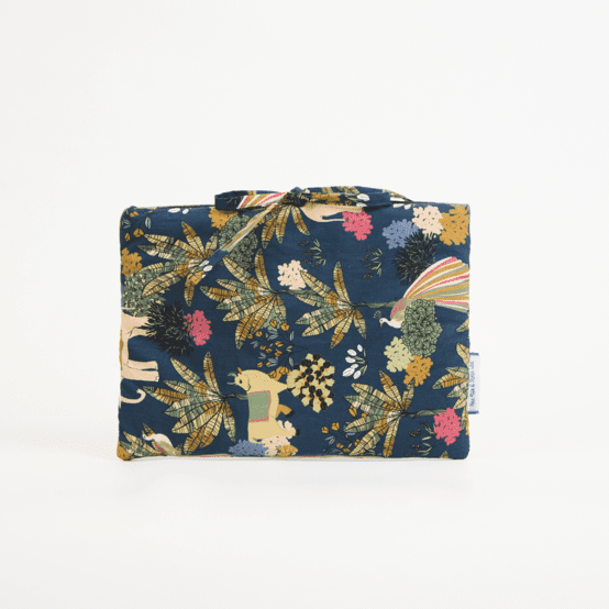 Paperback book pouch eden indien