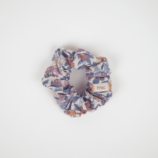 Small scrunchie comptine enchantée rose
