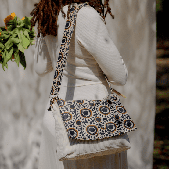 Square flap of saddle bag  attrape soleil