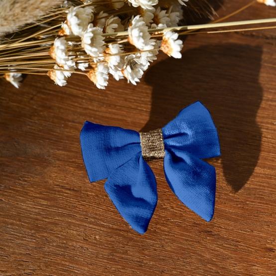 Mini bow tie clip navy blue