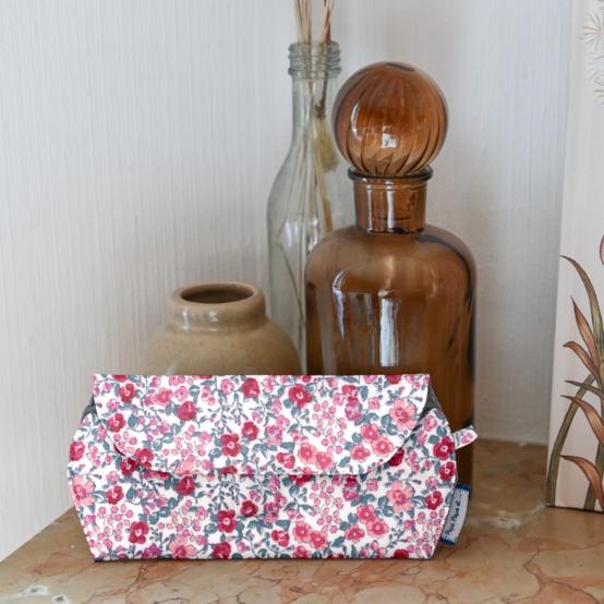 Glasses case rose grenadine