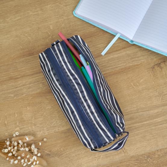 Double compartment school kit striped  ivory navy