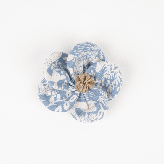 Flower petal hair slide small  toile de biche