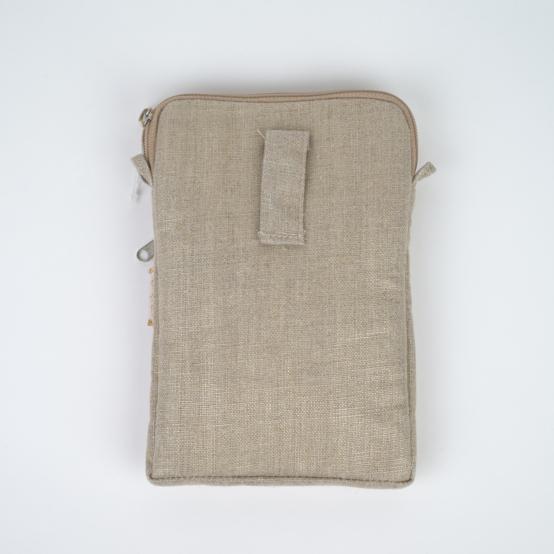 Quilted phone pocket golden linen
