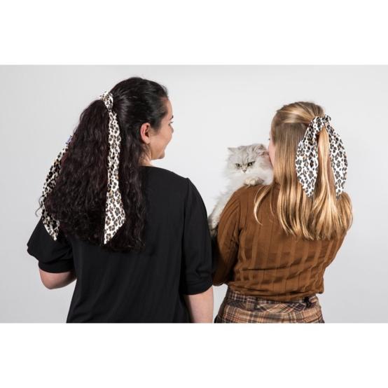 Short tail scrunchie leopard