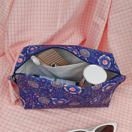 Rectangular toiletry bag lavandula