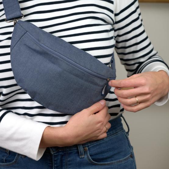 Small banana bag jean back