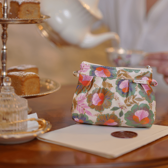Mini Pleated clutch bag fleur de thé