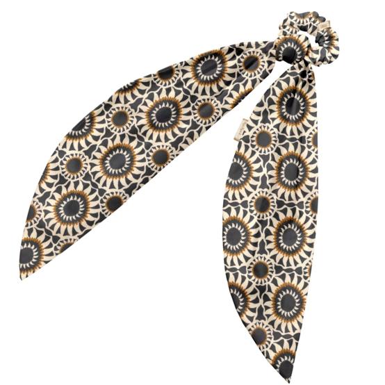Long tail scrunchie attrape soleil