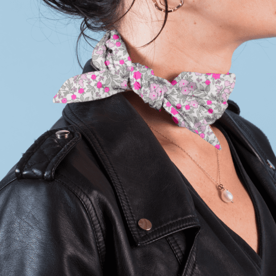 Long tail scrunchie serenade fluo