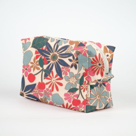 Rectangular toiletry bag cerise en fleur