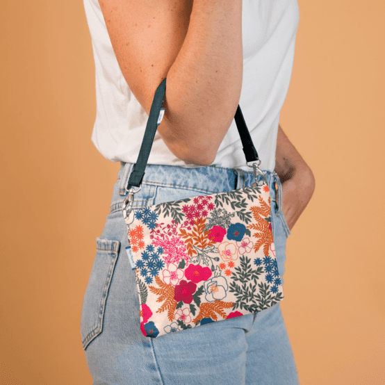 Removable strip duck blue linen