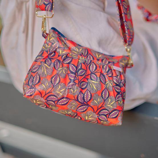 Pleated clutch bag calypso