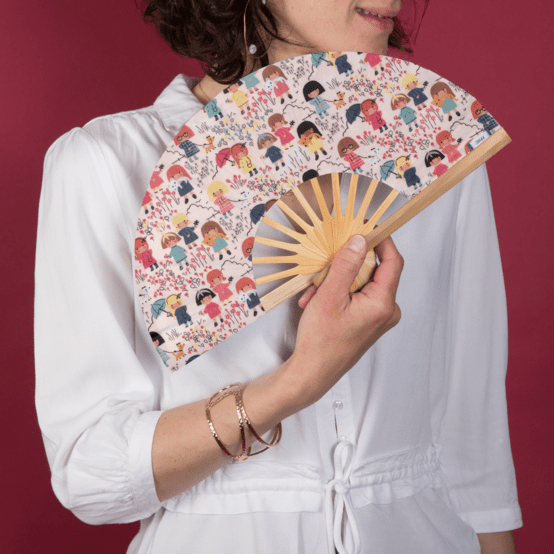 Hand-held fan petites filles pop