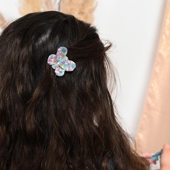 Butterfly hair clip pastel fleuri