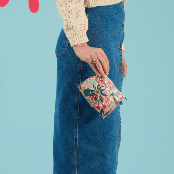 Mini Pleated clutch bag cerise en fleur