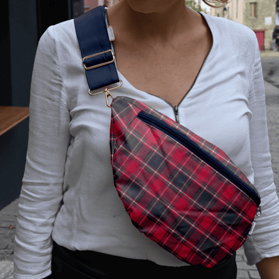Banana bag tartan rouge