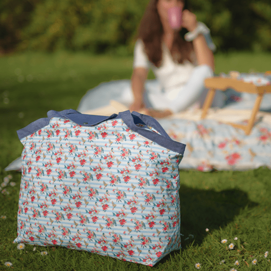 Tote bag with a zip horizons fleuris