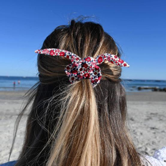 Bunny ear Scrunchie rouge corolle
