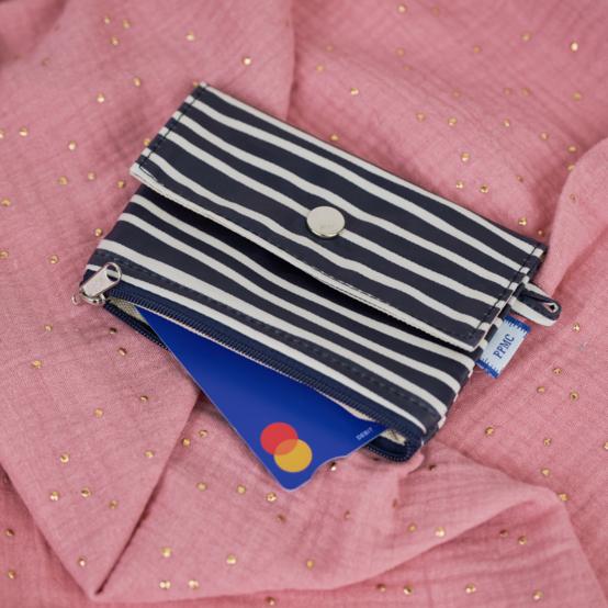 zipper pouch card purse striped  ivory navy