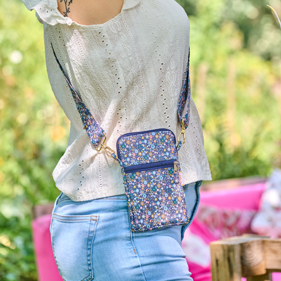 Quilted phone pocket seventies