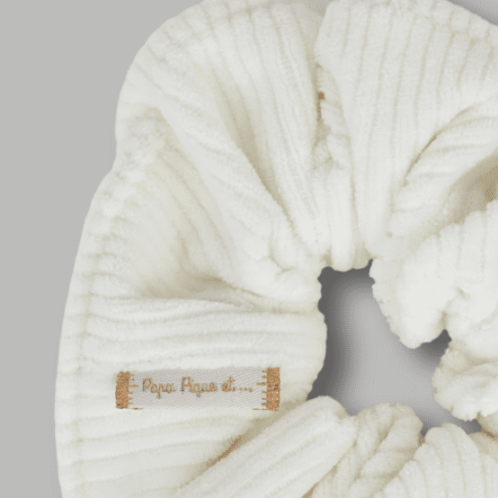 Scrunchie white corduroy