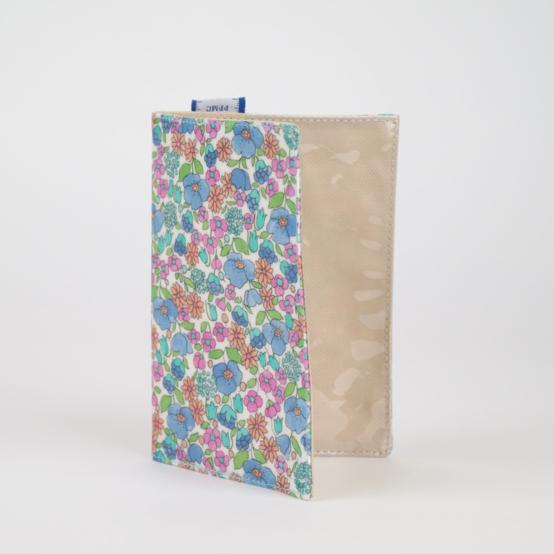 Passport cover pastel fleuri