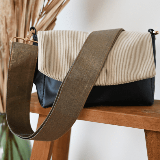Wide shoulder strap copper linen